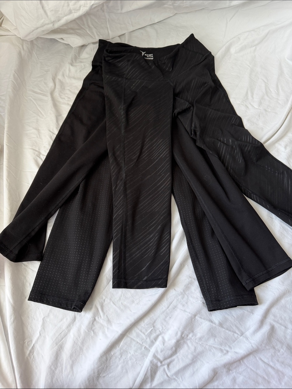 Women's Black Performance Capri Leggings - Lightweight Stretch